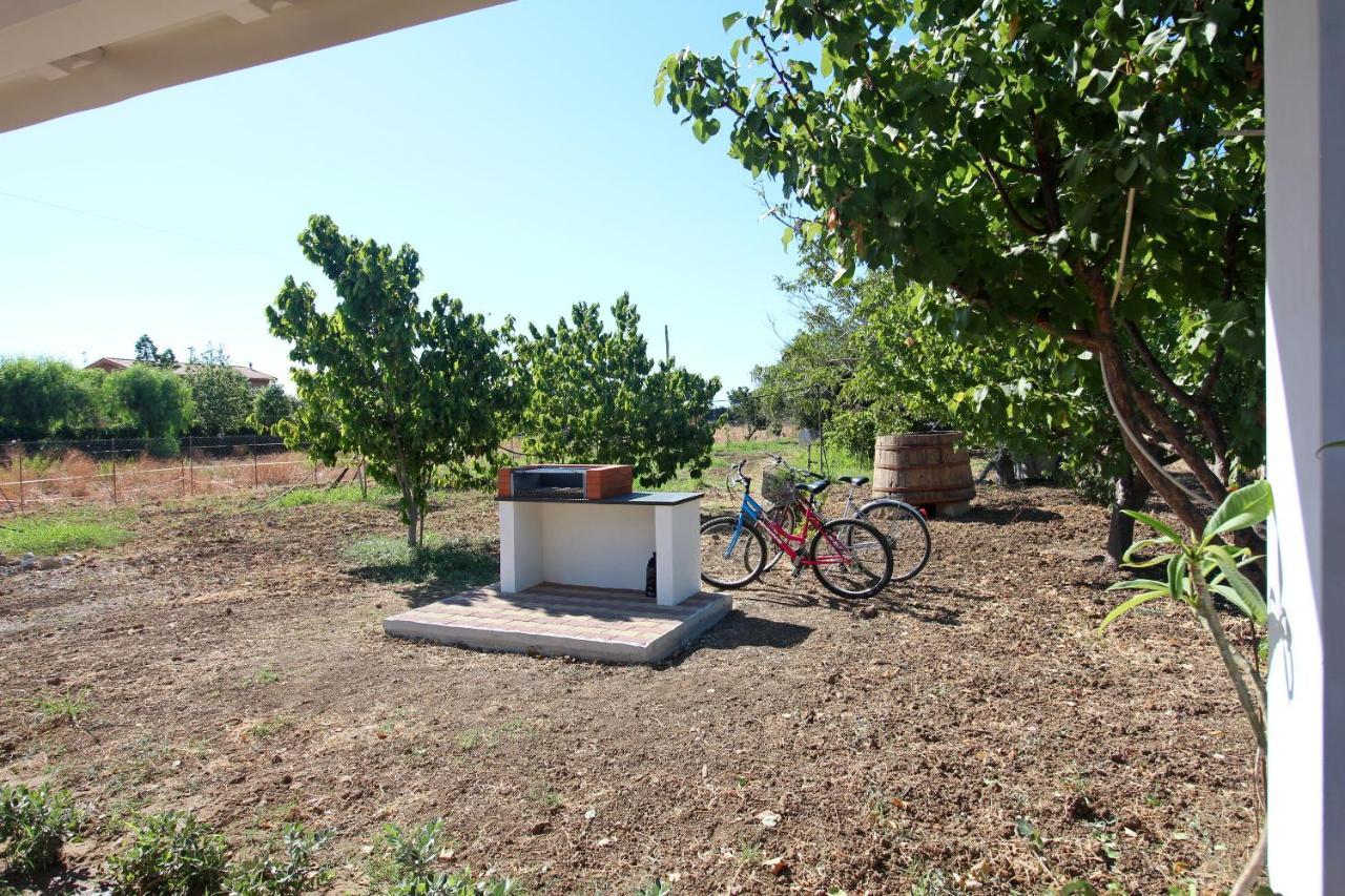 Villa Casa Tre Noci à Lascari Extérieur photo